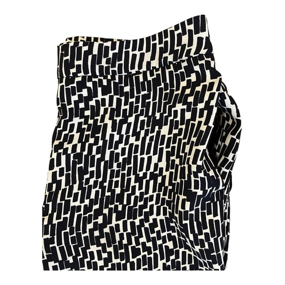 Chico’s Women’s Navy Geometric Brick-Print Wide-Leg Pants Size 0 (Small) - Picture 9 of 12